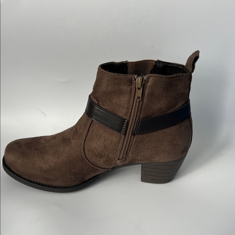Easy Street Women Buckle Dark Brown Ankle Boots - 8.5W - Picture 6 of 10